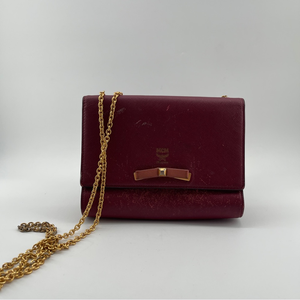 Vintage MCM Wallet on Chain
